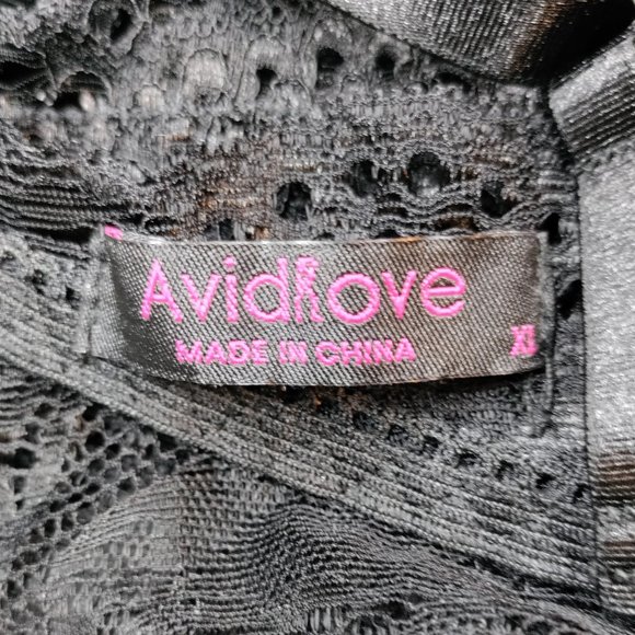 One Piece Lingerie Deep V Teddy Lace Bodysuit - Picture 6 of 7